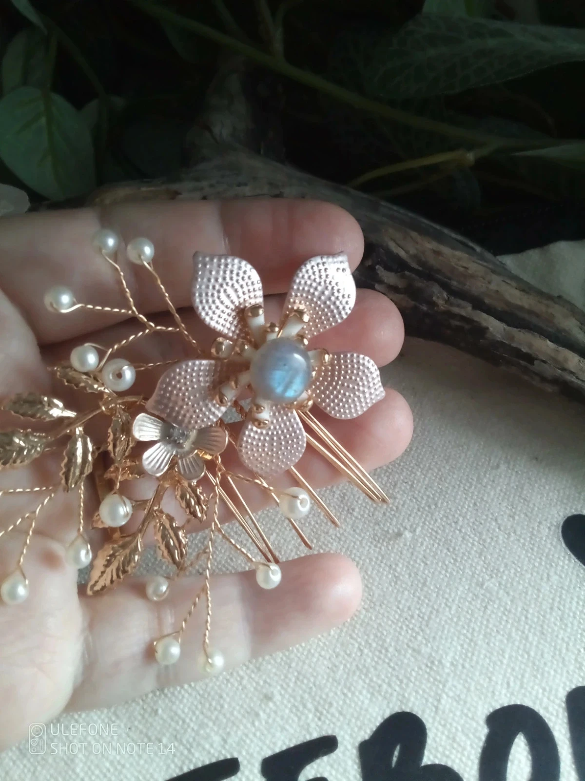 Peigne barrette fleurs bohèmes et pierre de labradorite – photo 3